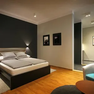 Gateway Center Apartment